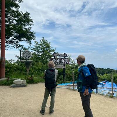 金剛山の山頂広場