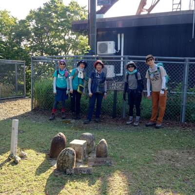 10分で久須夜ヶ岳山頂。一等三角点。今回は、おまけの山。