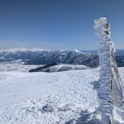 銀杏峯手前から白山連峰・乗鞍岳・御嶽山